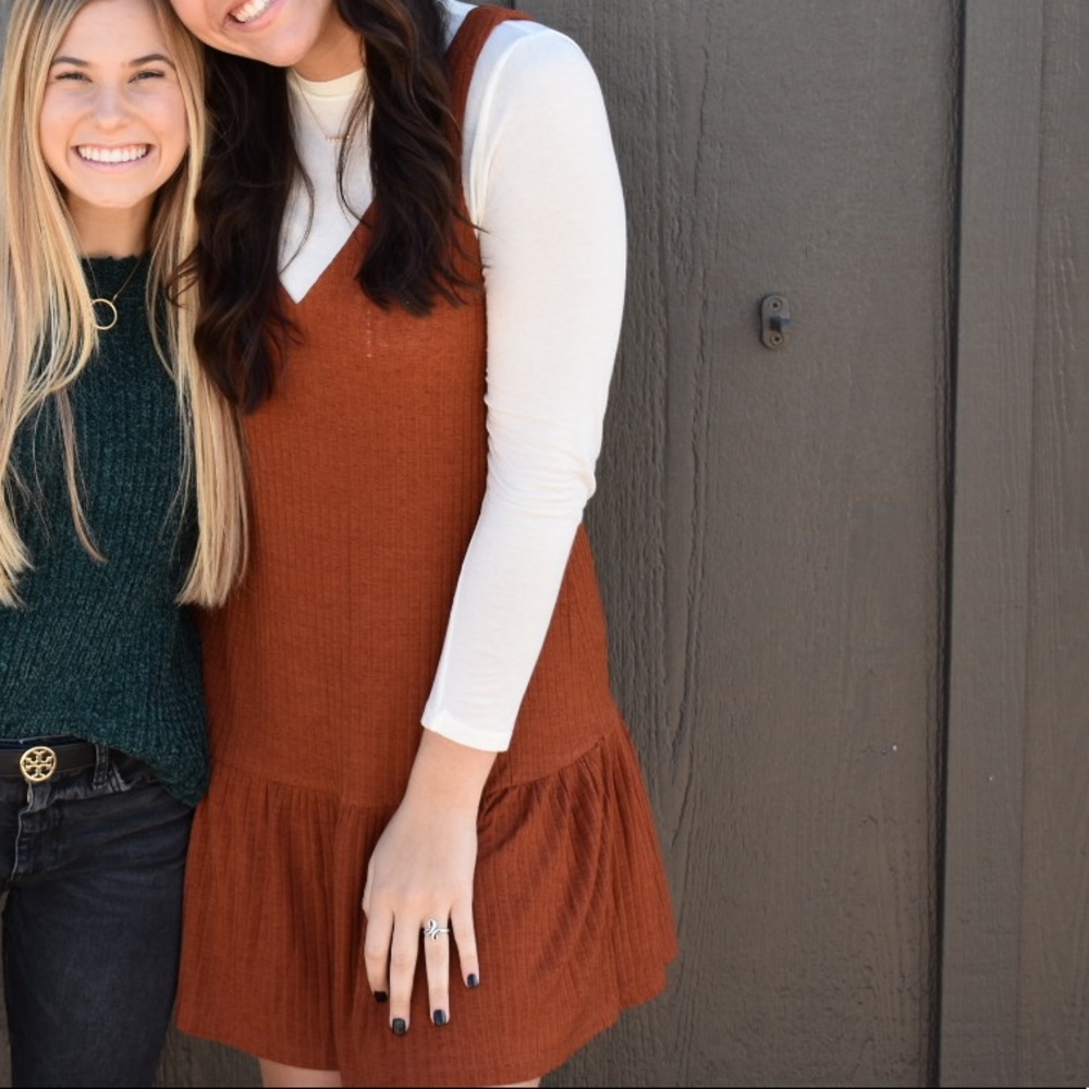 Medium!! Long sleeve dress!!
